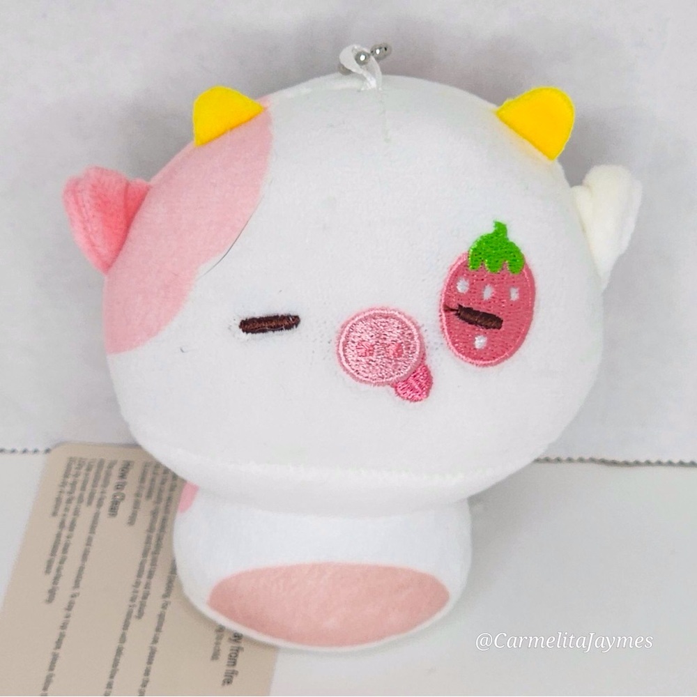 MEWAII 🍓🐄 Strawberry Cow Mini Bouncy Bouncy Plush Keychain Clip NWT